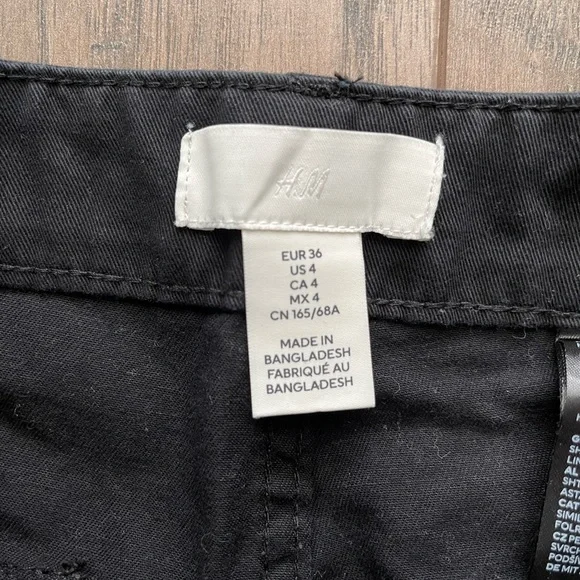 H&M High Rise Cargo Pants - Picture 5 of 8